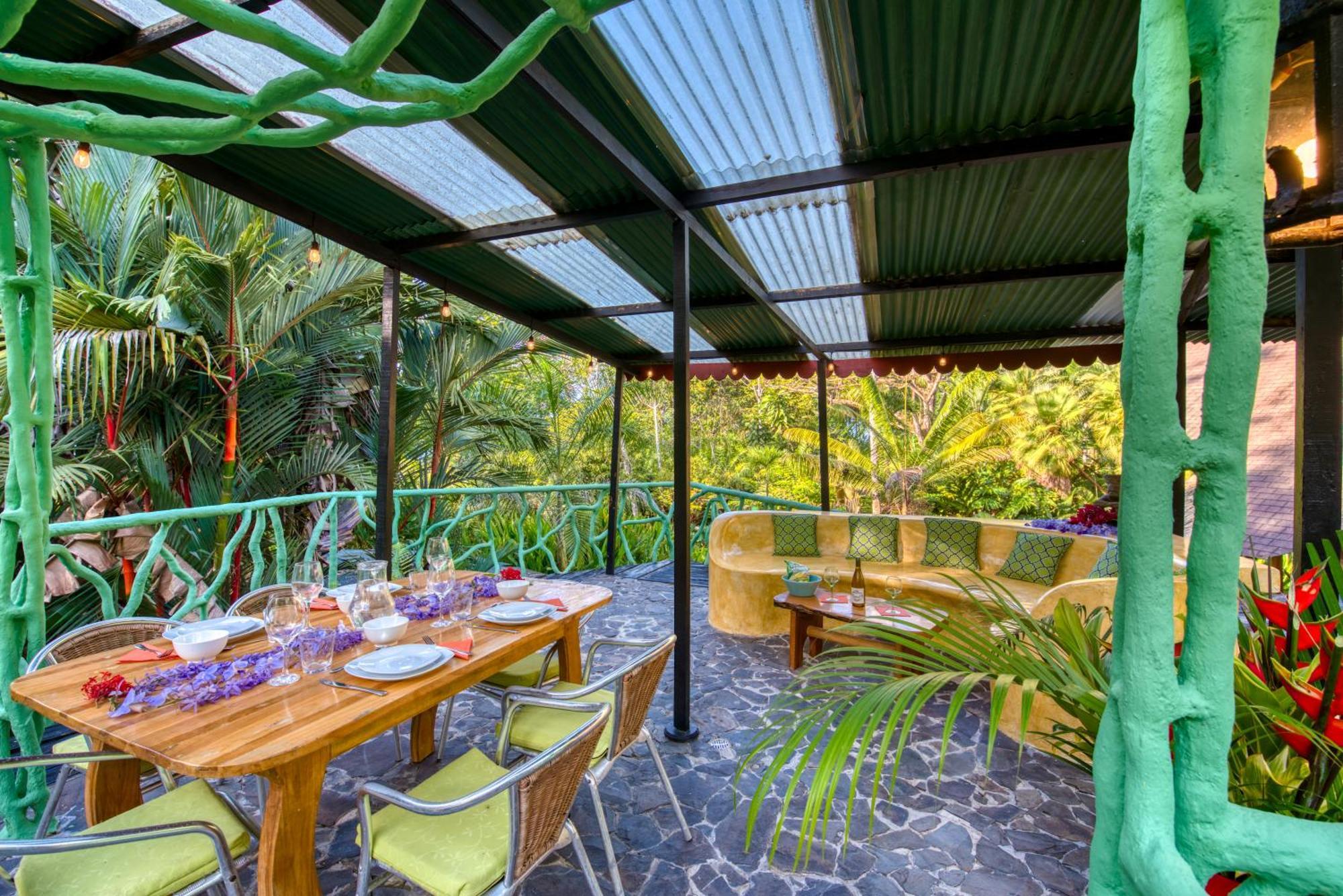 Tree House Beachfront Lodge Puerto Viejo de Talamanca Dış mekan fotoğraf