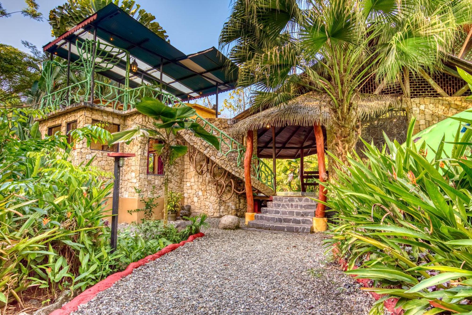Tree House Beachfront Lodge Puerto Viejo de Talamanca Dış mekan fotoğraf