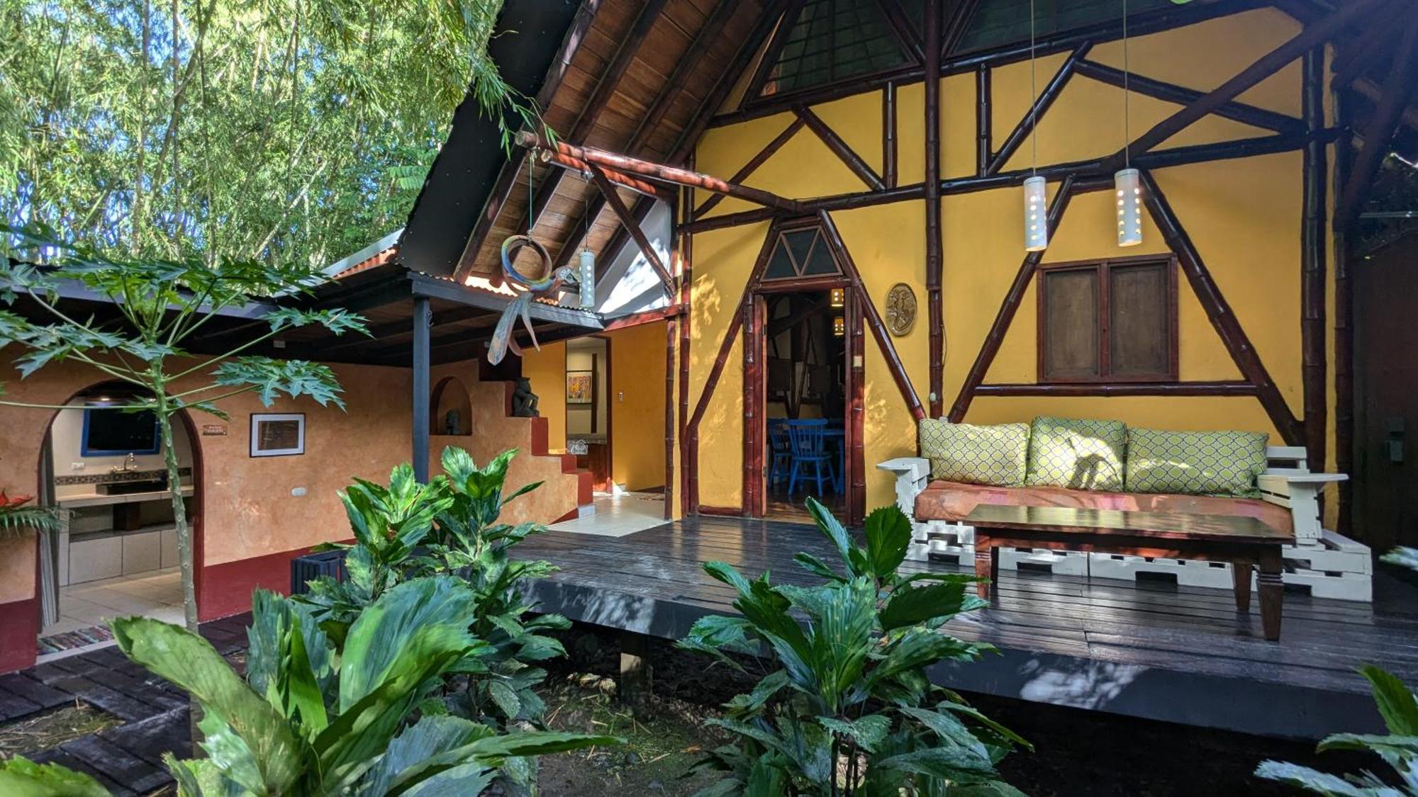 Tree House Beachfront Lodge Puerto Viejo de Talamanca Dış mekan fotoğraf